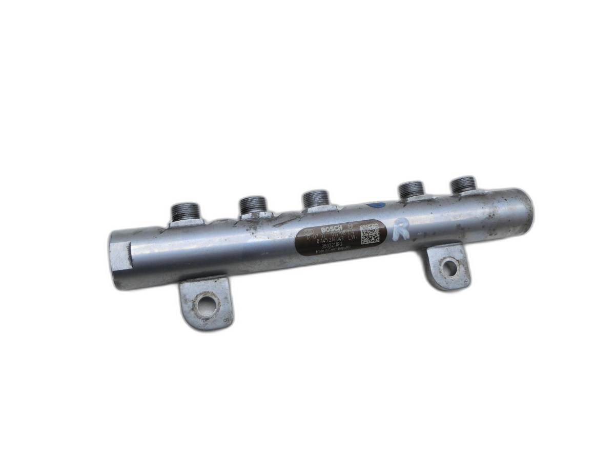 Jeep Grand Cherokee WK2 10-13 CRD 3,0 177KW Verteilerrohr für Hochdruck Verteiler Rechts  - Bild 1