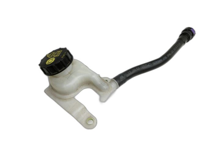 Ford Fiesta VI 6 13-17 Bremsflüssigkeitsbehälter mit Sensor Ford Fiesta VI 6 13-17 21.01.14 2S61-2K478-AD gebraucht Bild 1