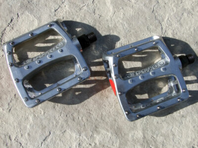 Merritt P1 9//16/" Platform Pedals BMX Pedals Gun Metal Gray