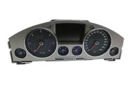 VW Phaeton 3D 10-16 TDI 3,0 176KW Kombiinstrument Tacho VW Phaeton 3D 10-16 15.12.2011 3D0920886G 3D0920886C... Vorschau 1