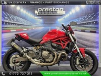 DUCATI MONSTER 821