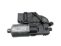 VW Golf 6 VI 5K 08-12 Schiebedachmotor Hinten VW Golf 6 VI 5K 08-12 14.07.2011 8R0959591A 0390200074 515716510-06... Vorschau 1