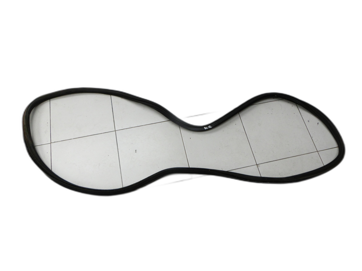 Audi A3 8P 03-05 3T Dichtung Rahmen für Heckklappe Kofferraum  - Bild 1