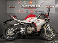 QJMotor SRK 421 RR 2026
