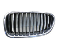 BMW F10 528i 10-13 2,0 180KW Chrom Niere Grill Links BMW F10 528i 10-13 07.10.2011 7200727 51.13-7200727 gebraucht Vorschau 1