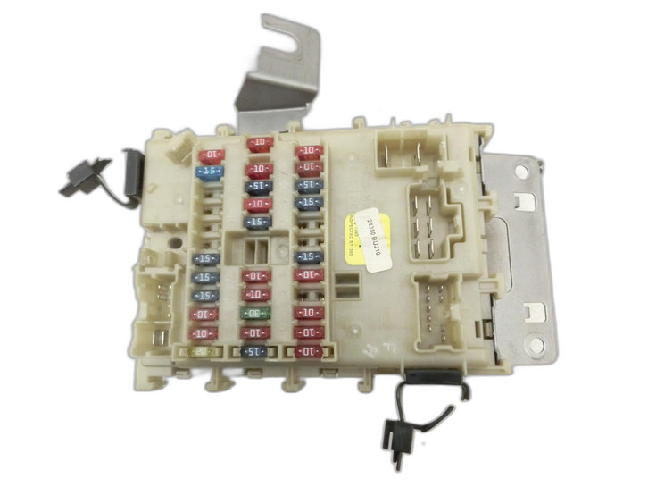 Nissan Almera Tino 03-06 2,2 100KW Sicherungskasten Zentralelektrik Nissan Almera Tino 03-06 29.04.2003 gebraucht Bild 1