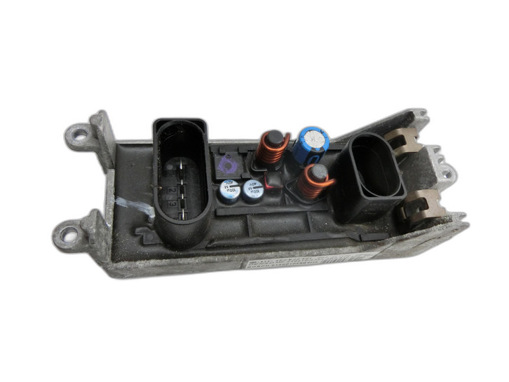 Audi A8 D3 4E qu 02-05 Widerstand Gebläse Lüfter  - Bild 1