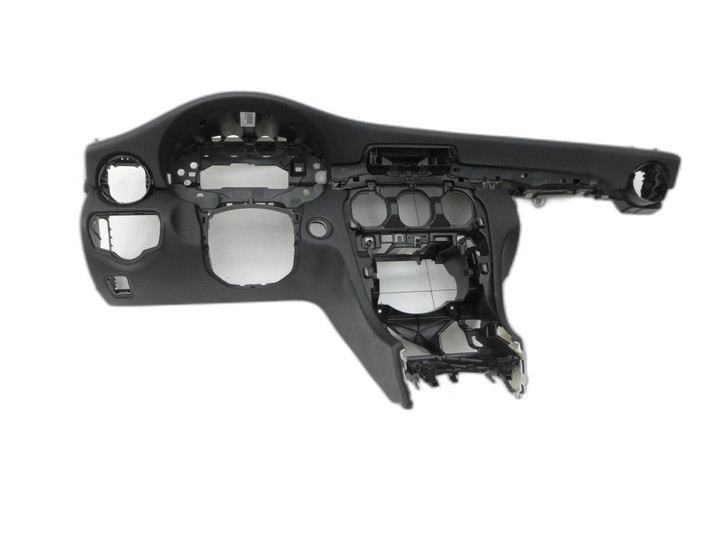 Mercedes C205 C400 15-18 Armaturenbrett Panel komplett Mercedes C205 C400 15-18 04.05.2017 A2056804005 2058600002... Bild 1