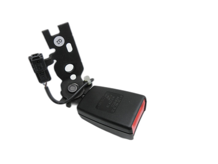 Mercedes W213 E200 16-20 Lim Gurtschloss Links Hinten  - Bild 1