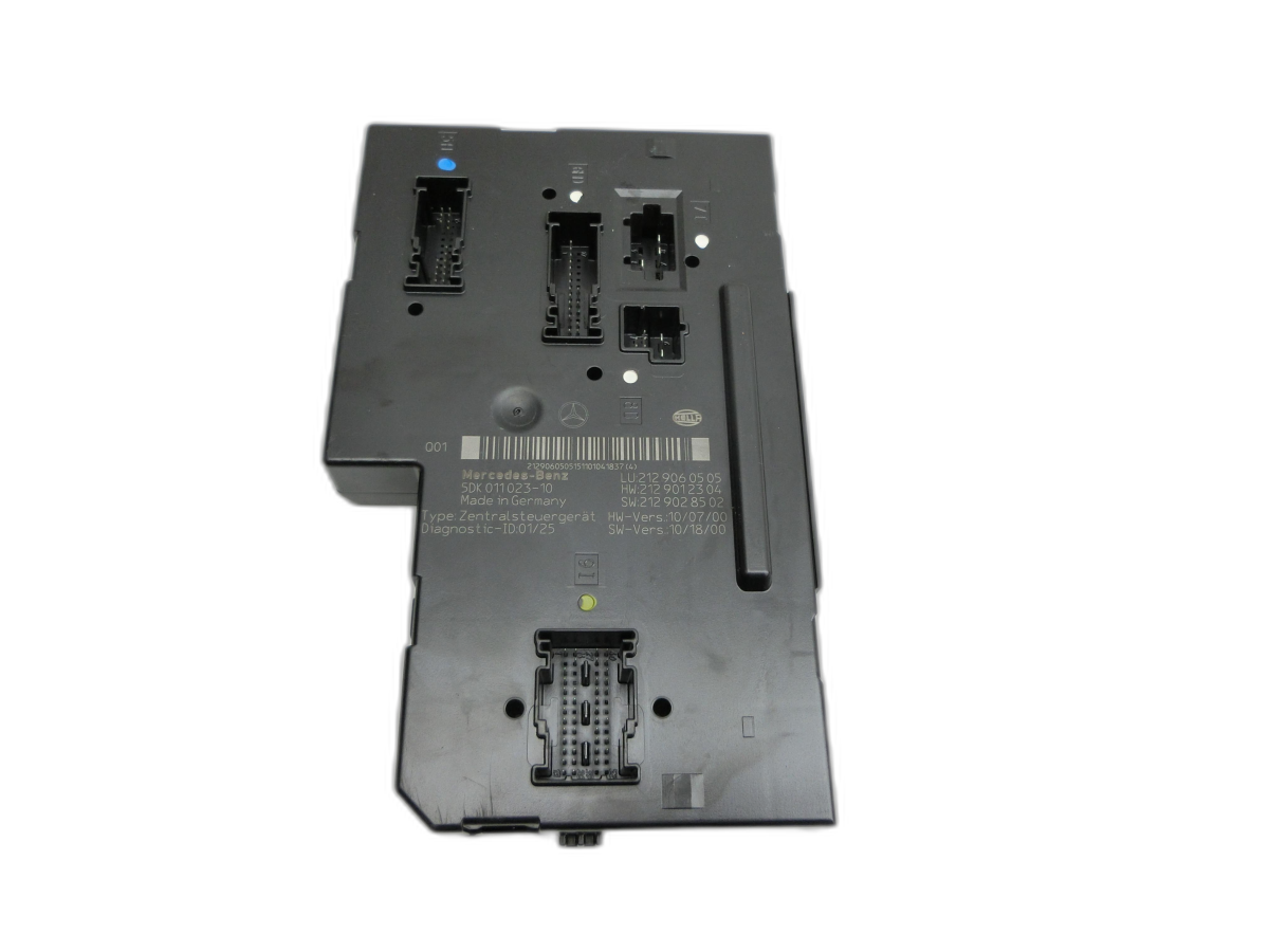 Mercedes C218 CLS 350 11-14 Komfort SG Steuergerät Zentralmodul ECU  - Bild 1