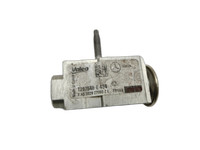 Mercedes W213 16-20 Expansionsventil für Klima Mercedes W213 16-20 21.09.2020 A0998300600 T76126B-B gebraucht Vorschau 1