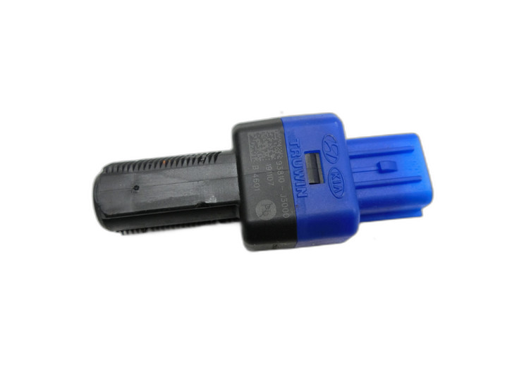 Hyundai I20 III BC3 20-23 Bremslichtschalter Bremsschalter  - Bild 1