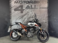 KTM DUKE 125 2019