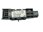 Nissan Note E11 05-08 Airbagsensor Crashsensor Sensor Vorne Nissan Note E11 05-08 22.12.2008 98582-9U00A 0285003060... Vorschau 1