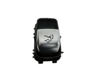 Mercedes X253 15-19 Schalter Taster für Heckklappe Mercedes X253 15-19 14.09.2015 A2229052303 2229052303 151859051... Vorschau 1