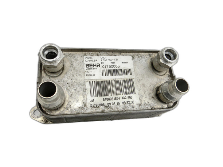 Mercedes C207 E200 13-17 2,0 135KW Ölkühler ölkühler Automatikgetriebe Wärmetauscher  - Bild 1