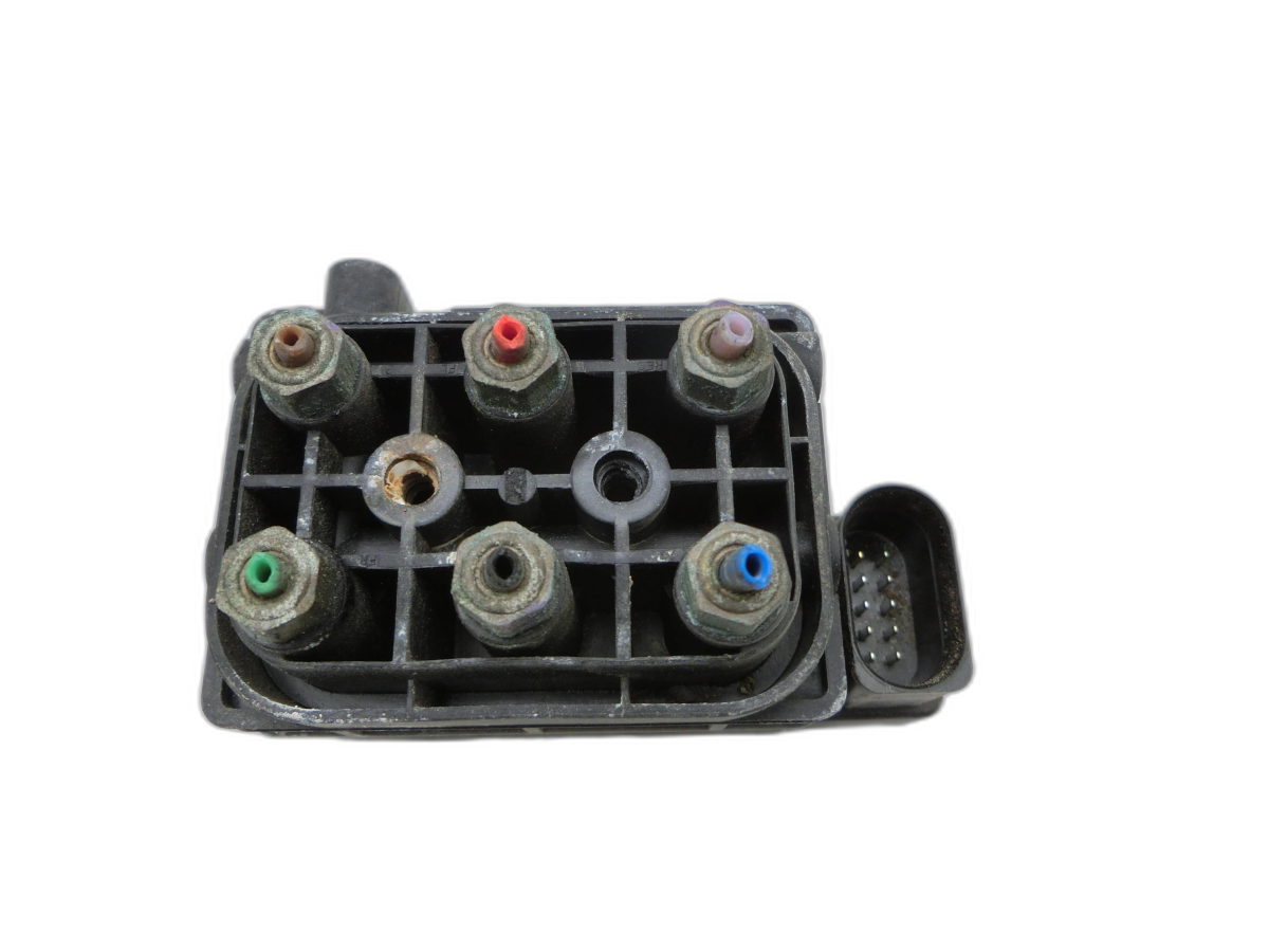 Audi A8 D3 4E qu 02-05 Ventilblock f. Luftfahrwerk Federung Pos.1  - Bild 1