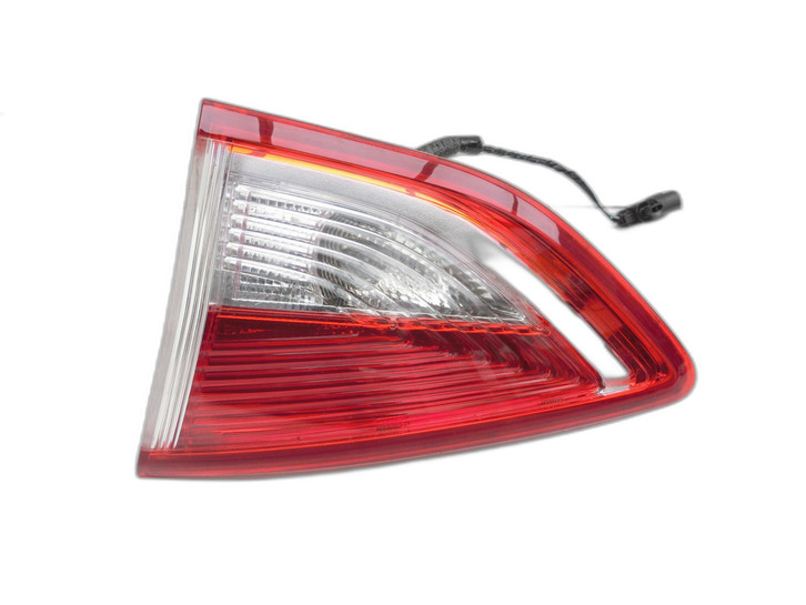 Ford Kuga II DM2 13-16  Rückleuchte Heckleuchte für Klappe Rechts  - Bild 1