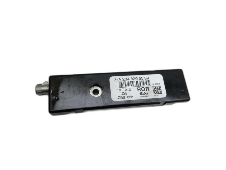 Mercedes W204 S204 C250 07-14 Antennenverstärker Weiche Antenne Mercedes W204 S204 C250 07-14 29.08.2013... Bild 1