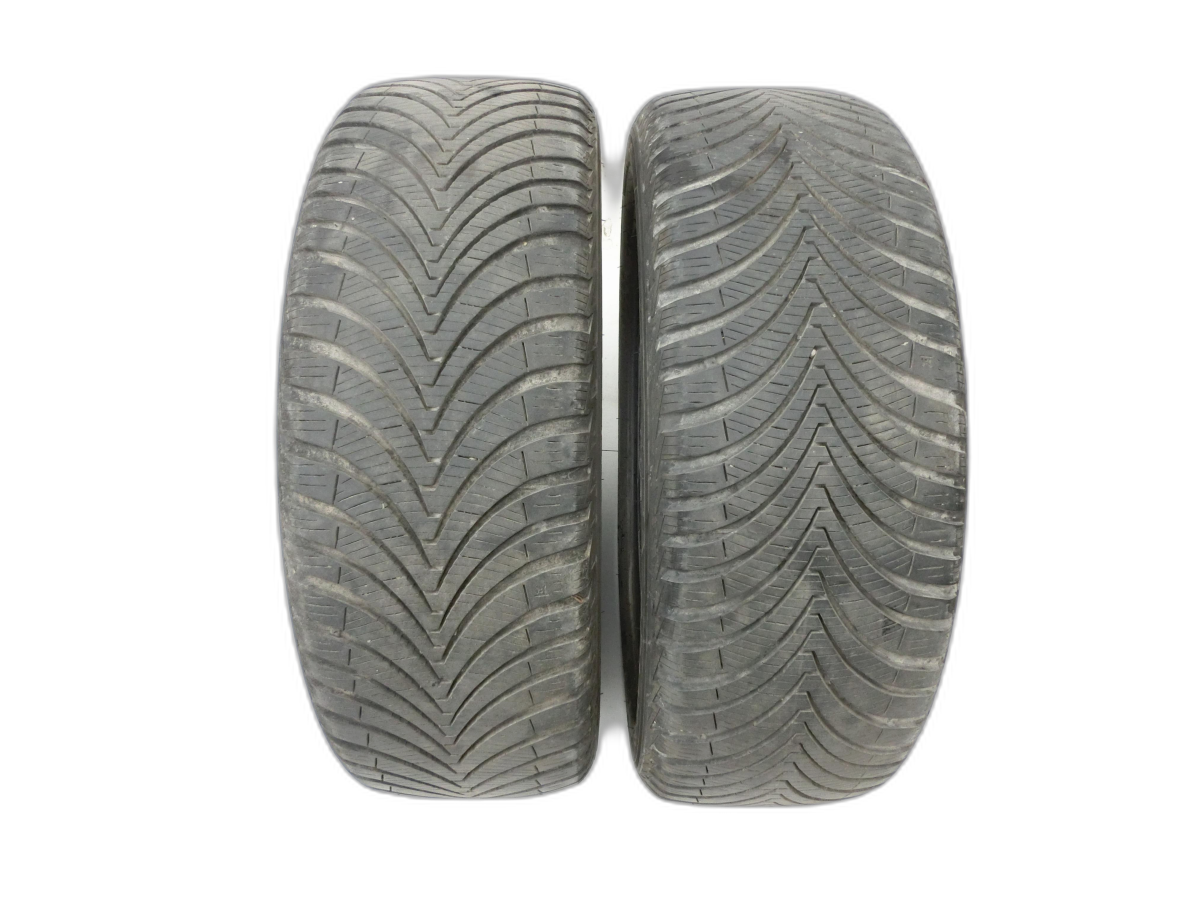 Kia Venga YN 2x Reifen Ganzjahresreifen KUMHO 205/50R17 93W 6.09-6.35mm  - Bild 1