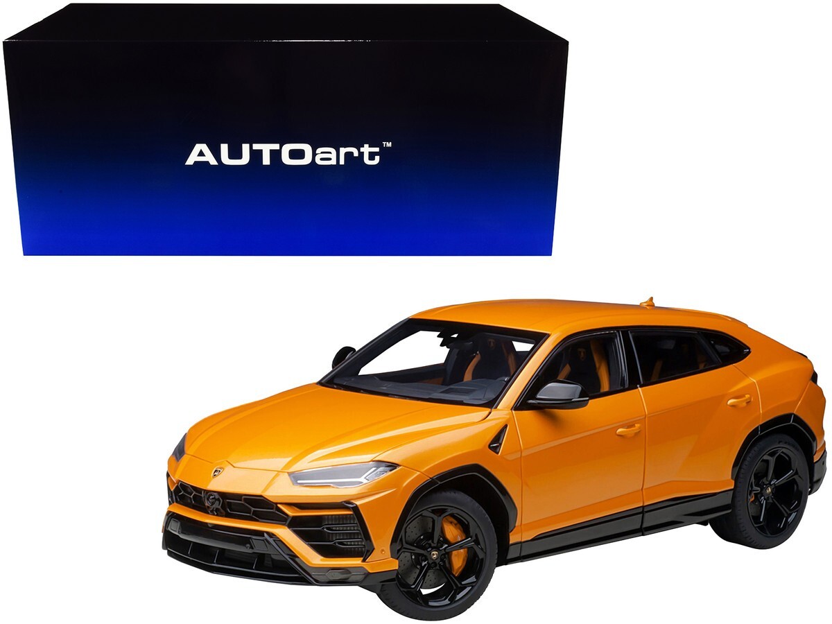 1/18 Lamborghini Urus Arancio Borealis Pearl Orange Model