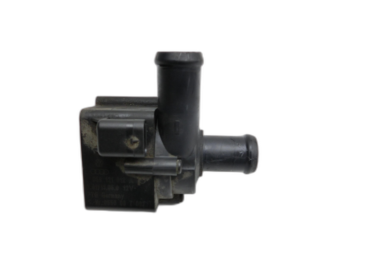 Audi A4 8K B8 QU 08-11 TDI 3,0 176KW Umwelzpumpe Heizung Pumpe Standheizung  - Bild 1