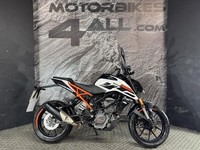 KTM DUKE 125 2019