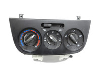 Fiat Qubo Fiorino 225 08-16 Bedienteil Bedienelement Heizung Klimabedienteil Fiat Qubo Fiorino 225 08-16 03.08.2011... Vorschau 1