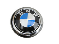 BMW 114i F20 11-15 5T Emblem Griff aussen für Heckklappe 668 BMW 114i F20 11-15 11.03.2013 7248535 51247248535 gebraucht Vorschau 1