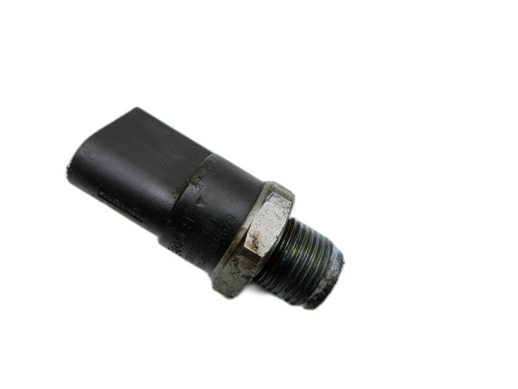 Audi A6 4F C6 05-08 Sensor Drucksensor Kraftstoffdruck Raildrucksensor Links  - Bild 1