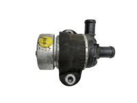 Audi A4 8W 19-24 TDI 2,0 120KW Umwelzpumpe Heizung Pumpe Audi A4 8W 19-24 27.01.2020 05L965567 gebraucht Vorschau 1