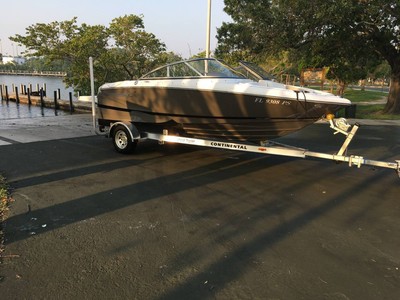 2014 Regal 1900 ES bowrider AS NEW 29HRS