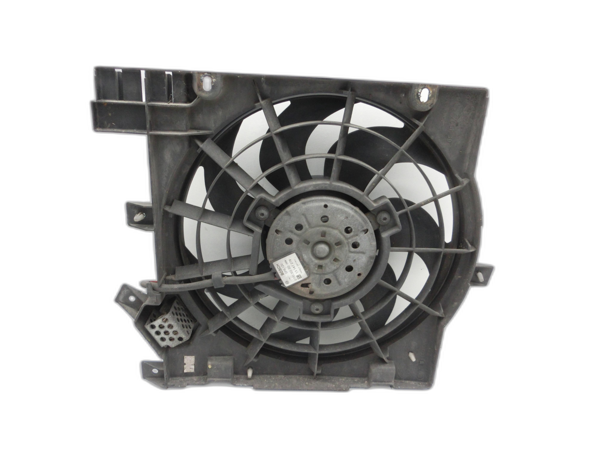 Opel Zafira B A05 05-08 CDTI  1,9 110KW Lüfter Ventilator f. Kühler  - Bild 1