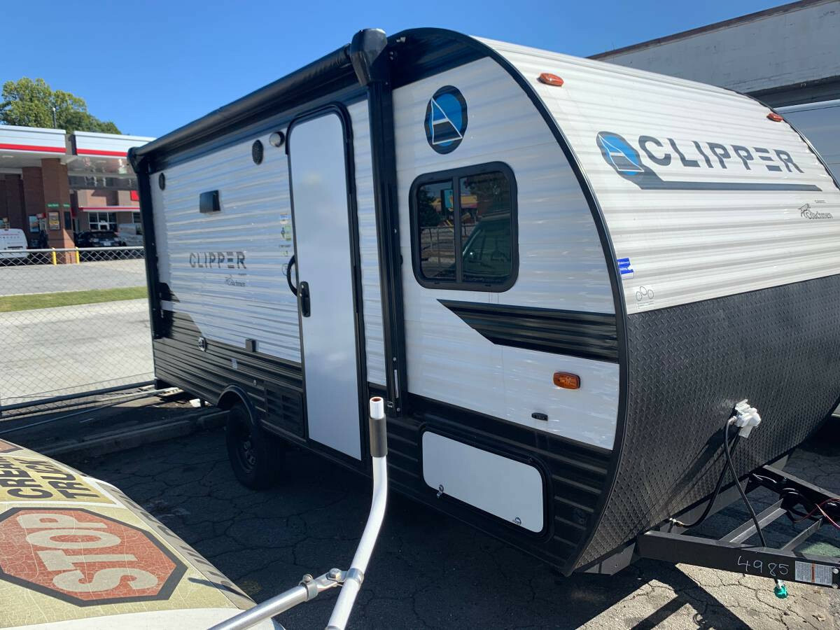 2020 Coachmen Clipper 17 Foot Ultra Lite Rv Travel Trailer