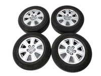 Audi A4 8E B7 04-08 4 x Kompletträder Aluminiumfelge Winterreifen 215/65R16 5X112 Audi A4 8E B7 04-08 12.07.2006... Vorschau 1