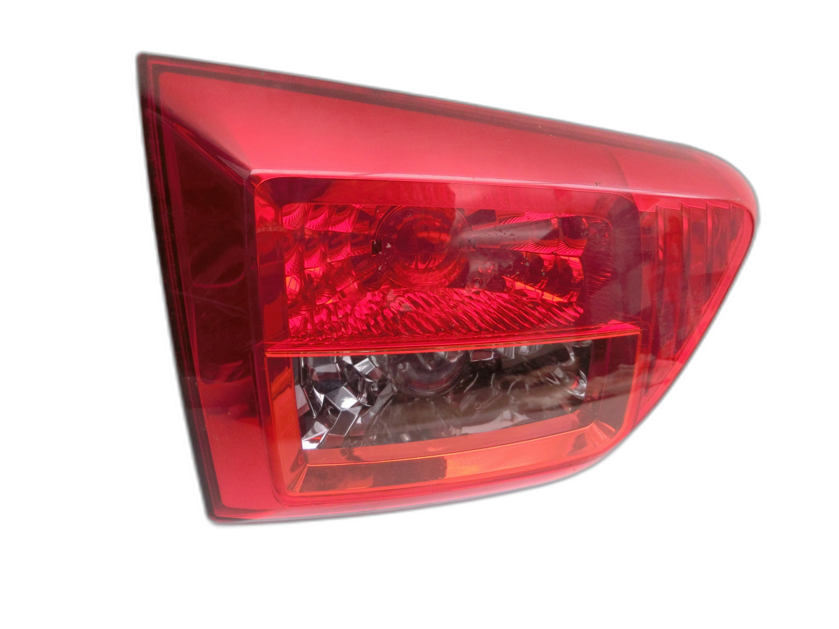 Peugeot 4007 07-12  Rückleuchte Heckleuchte für Klappe Links  - Bild 1