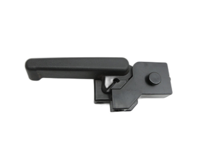Opel Astra J 12-15 Hebel Entriegelung für Motorhaube Opel Astra J 12-15 09.12.2014 gebraucht Bild 1
