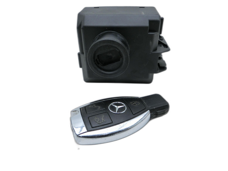 Mercedes CLA 180 C117 13-19 Zündschloss Schlüssel  - Bild 1