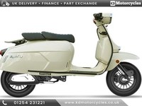 ROYAL ALLOY GP 125cc AC CBS, learner legal retro best scooter for sale
