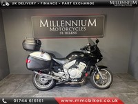 2011 HONDA CBF 1000 SPORT TOURER WITH THREE PART LUGGAGE