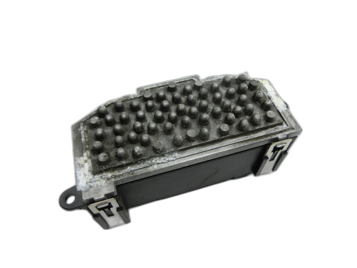 Audi A4 8K B8 07-11 Widerstand Gebläse Lüfter  - Bild 1