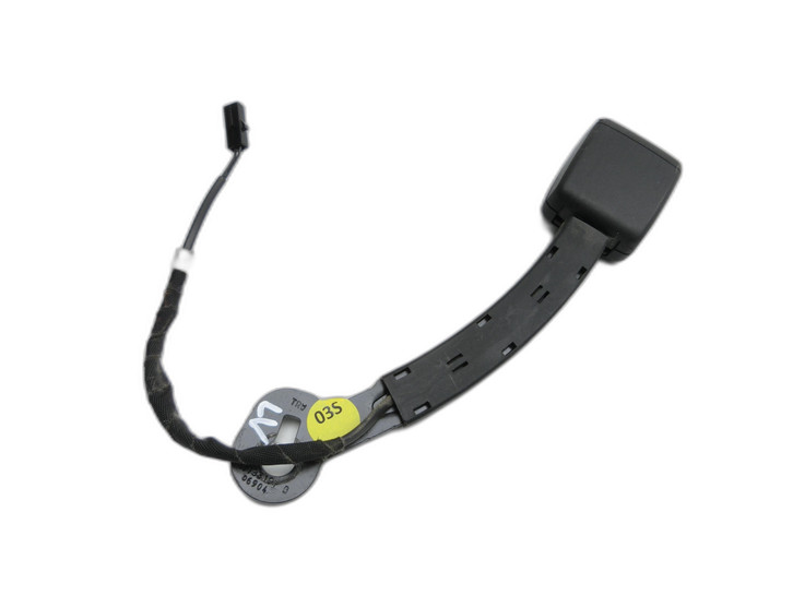 VW Passat B8 3G 14-19 Kombi Gurtschloss Links Vorne  - Bild 1