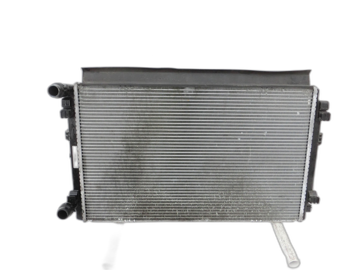 VW Passat B8 3G 14-19 TDI 1,6 88KW Wasserkühler Kühler  - Bild 1