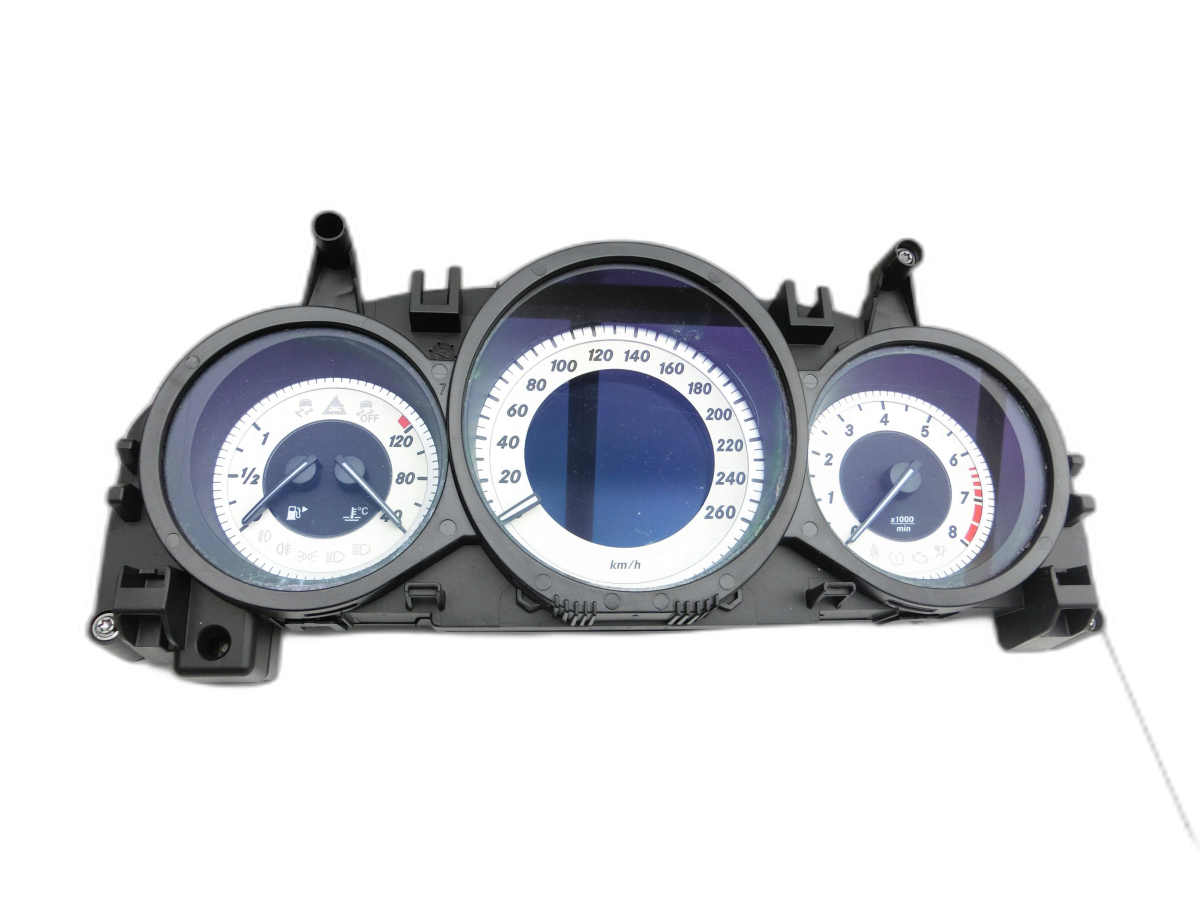 Mercedes C207 E200 13-17 2,0 135KW Kombiinstrument Tacho  - Bild 1