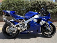 YAMAHA R1 2000