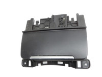 Audi A4 8K B8 11-15 Aschenbecher Ascher phne Zigarettenanzünder Audi A4 8K B8 11-15 14.03.2014 8K0857951C gebraucht Vorschau 1