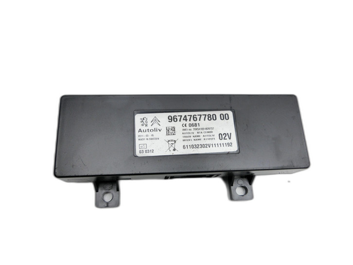Peugeot RCZ 10-15 Komfort Steuergerät Telematik Modul Notruf Peugeot RCZ 10-15 18.04.2011 9674767780 6110323 gebraucht Bild 1