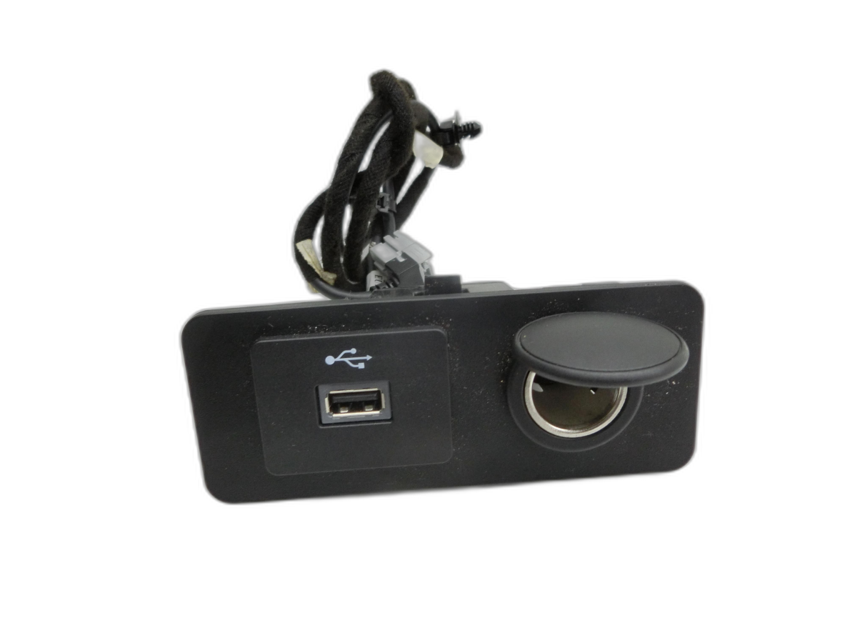 Ford Mondeo 5 V 14-19 USB Buchse Anschluss 12V Steckdose  - Bild 1