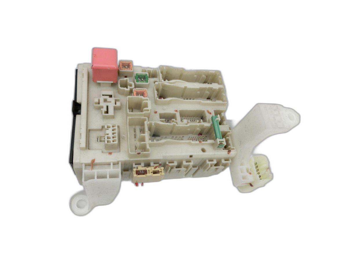 Toyota Avensis T27 08-11 2,0 93KW Sicherungskasten Zentralelektrik  - Bild 1