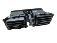 Infiniti M Q70 Y51 M35h Luftdusche Luftdüse Mitte Hinten Infiniti M Q70 Y51 M35h 08.02.2012 gebraucht Vorschau 1